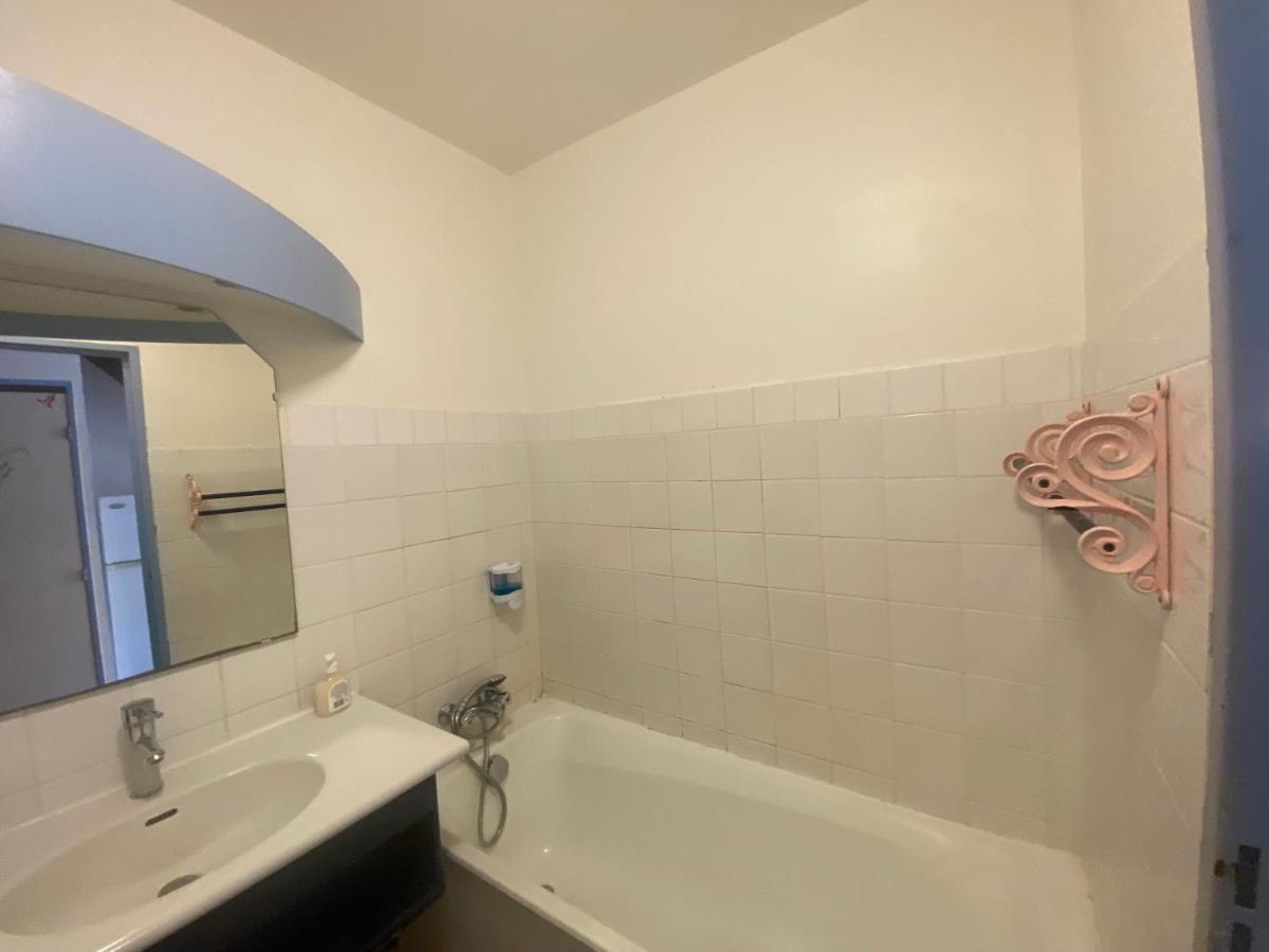 Appartement Tobago แซ็งแตนน์ ภายนอก รูปภาพ