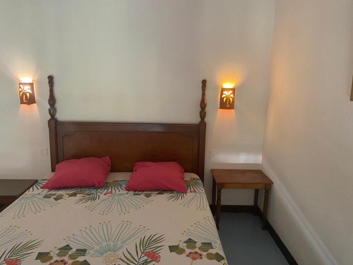 Appartement Tobago แซ็งแตนน์ ภายนอก รูปภาพ